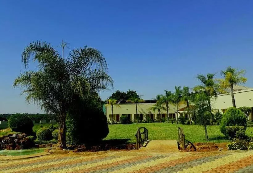 Naledzi Hotel & Conference Centre