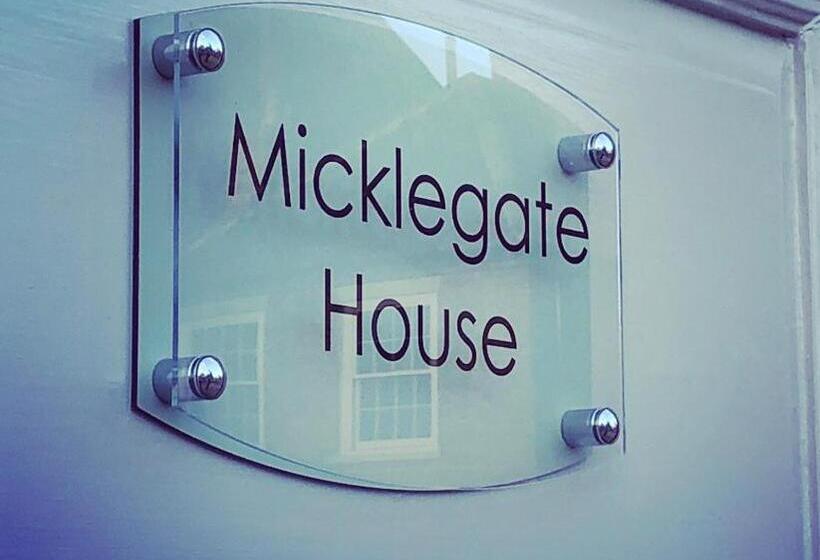 ペンション Micklegate House