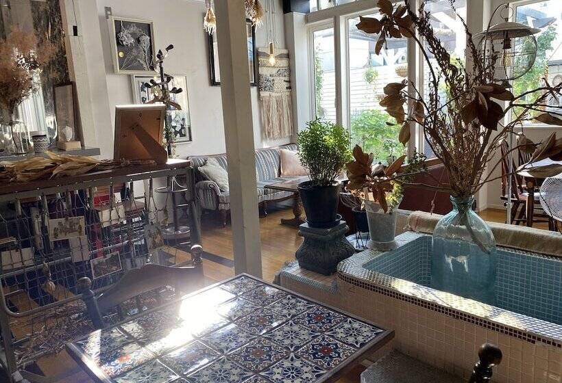 Albergue Little Barrel