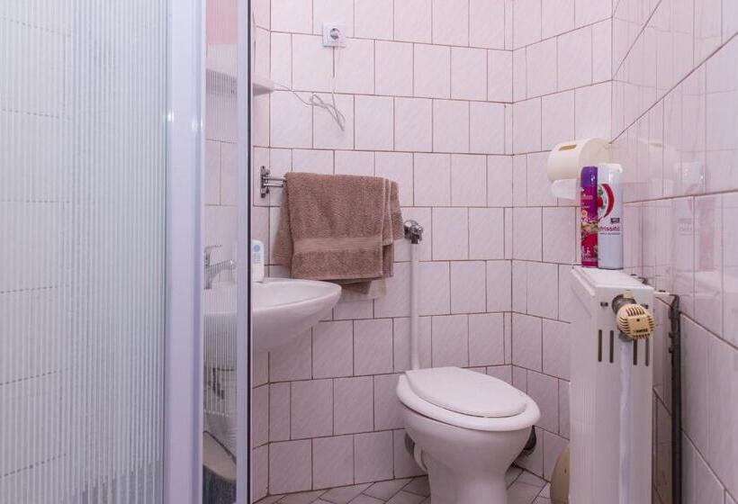 住宿加早餐  Familia Apartman 304