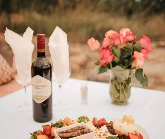 Hotelli Ndhula Luxury Tented Lodge