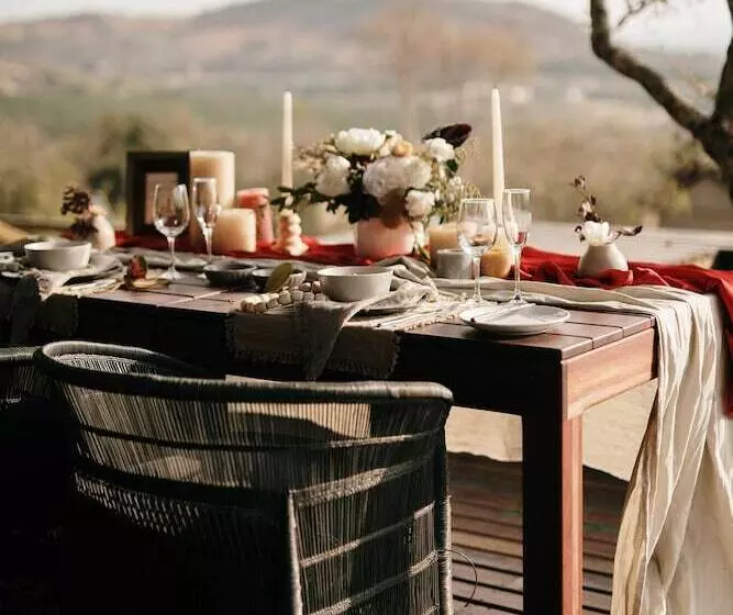 Hotelli Ndhula Luxury Tented Lodge