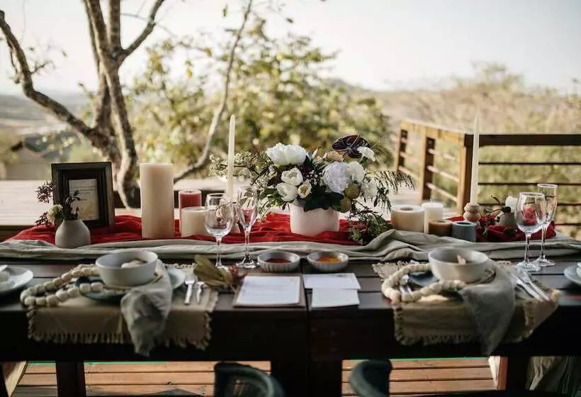 Hotelli Ndhula Luxury Tented Lodge