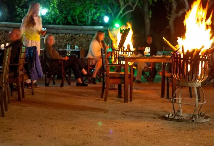 Hotelli Ndhula Luxury Tented Lodge