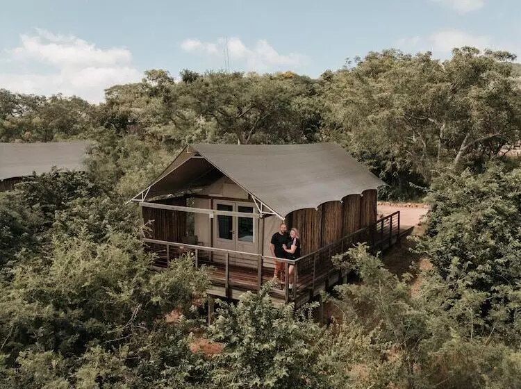 Hotelli Ndhula Luxury Tented Lodge