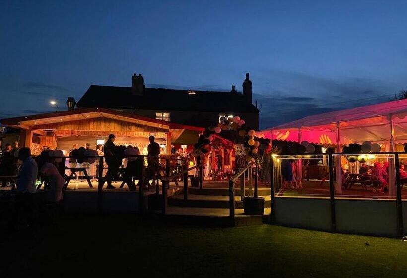 فندق The Hinds Head