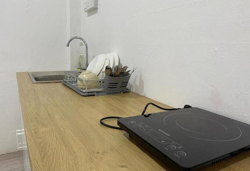 캡슐 호텔 Perfect Hub Semporna