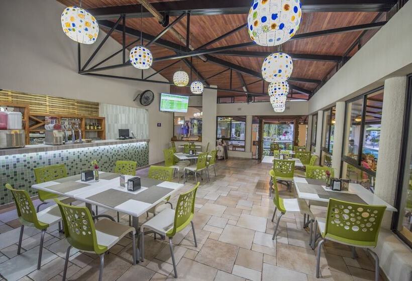 בית מלון כפרי Palace Inn