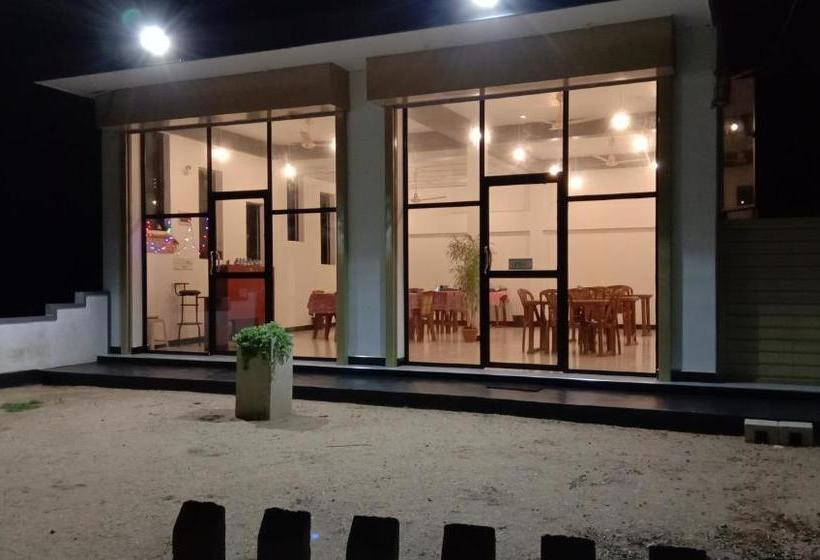 Hotel Aromaa Guest Nilaveli