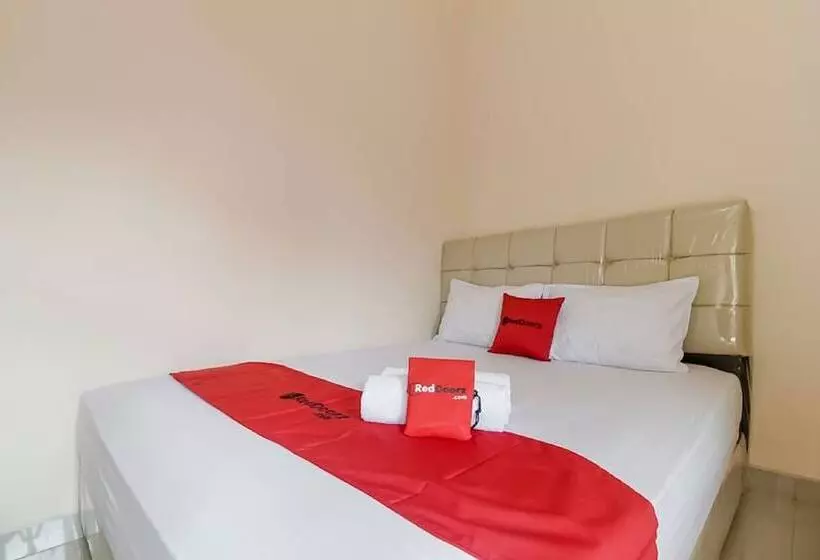 ペンション Reddoorz Near Sriwijaya University Palembang 2