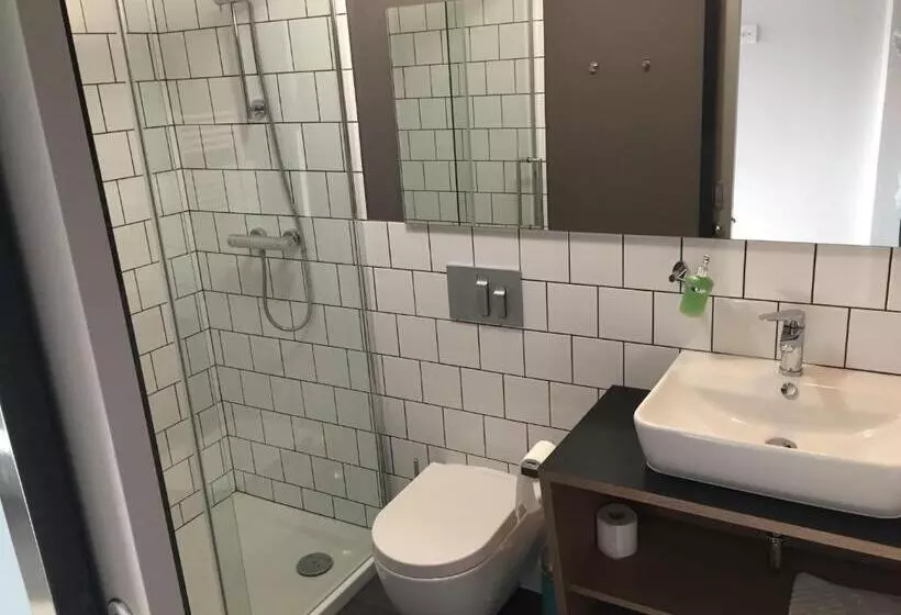 هتل Accommodation Vitalis