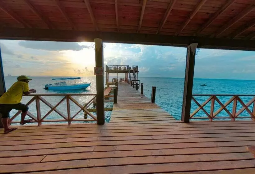 La Ensenada Beach Resort