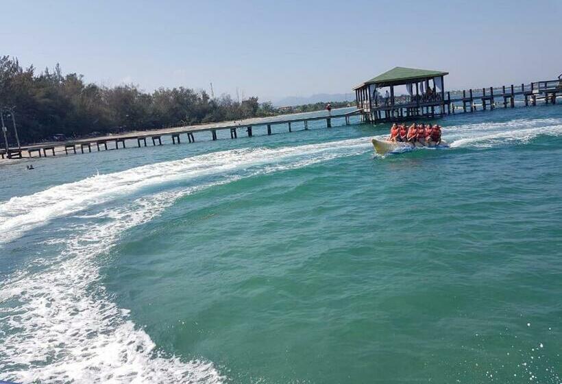 La Ensenada Beach Resort