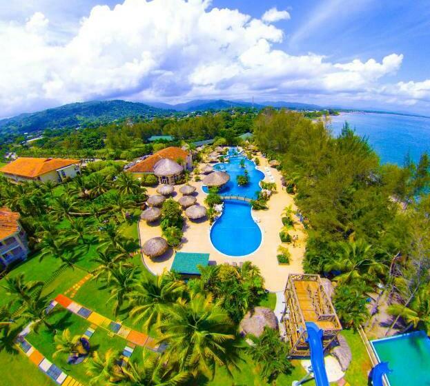 La Ensenada Beach Resort