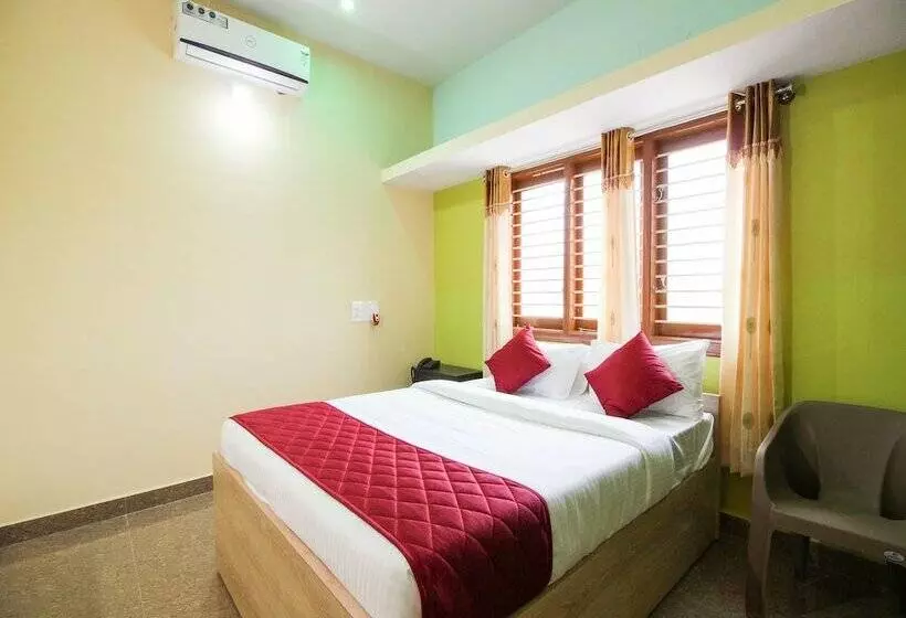 Hotel Oyo 13649 Megalahatti Ventures