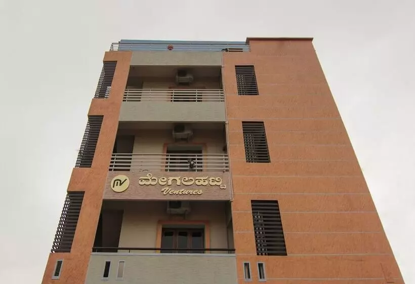 Hotel Oyo 13649 Megalahatti Ventures