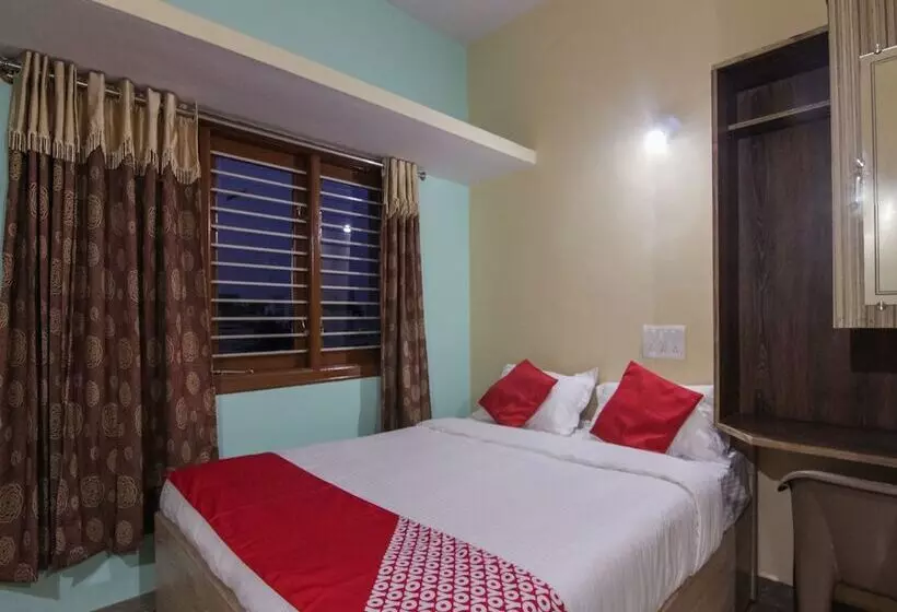 Hotel Oyo 13649 Megalahatti Ventures