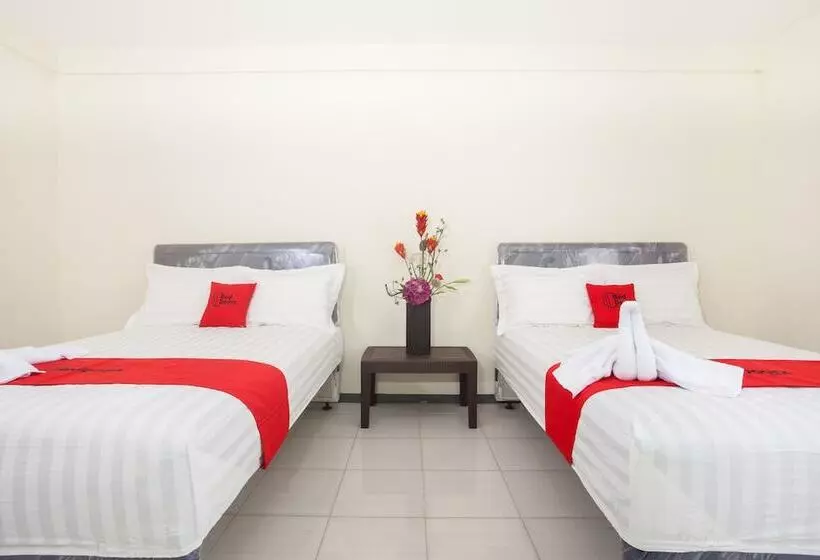 Majatalo Reddoorz Near Museum Angkut Batu 2