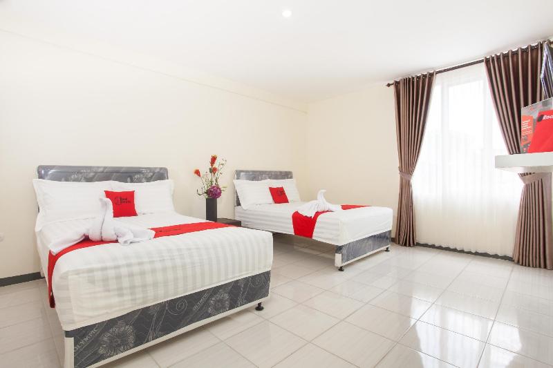 بنسيون Reddoorz Near Museum Angkut Batu 2
