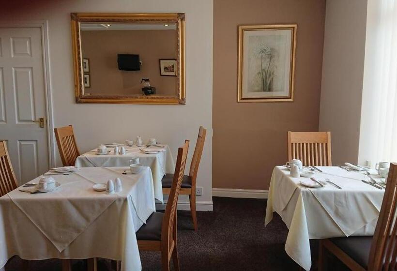 بنسيون Geordie Pride Lodge