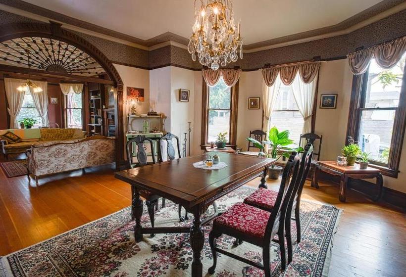 تختخواب و صبحانه Holten Heritage House