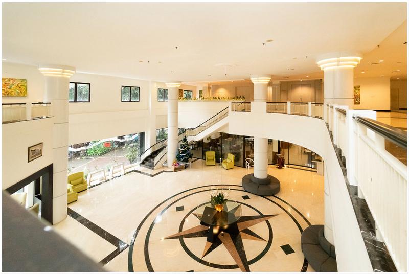 Отель The Sunerra Bandung City Centre