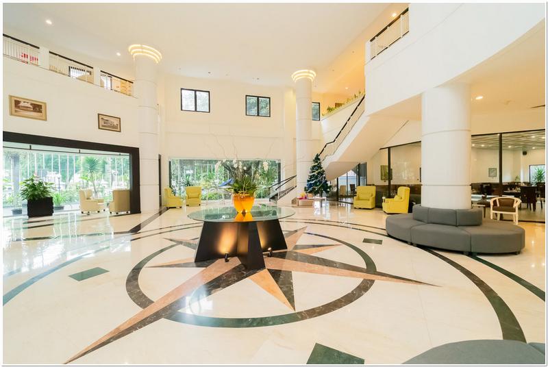 Отель The Sunerra Bandung City Centre