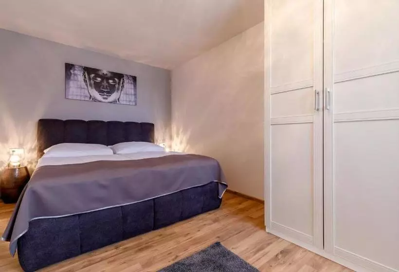 Apartments Menuet