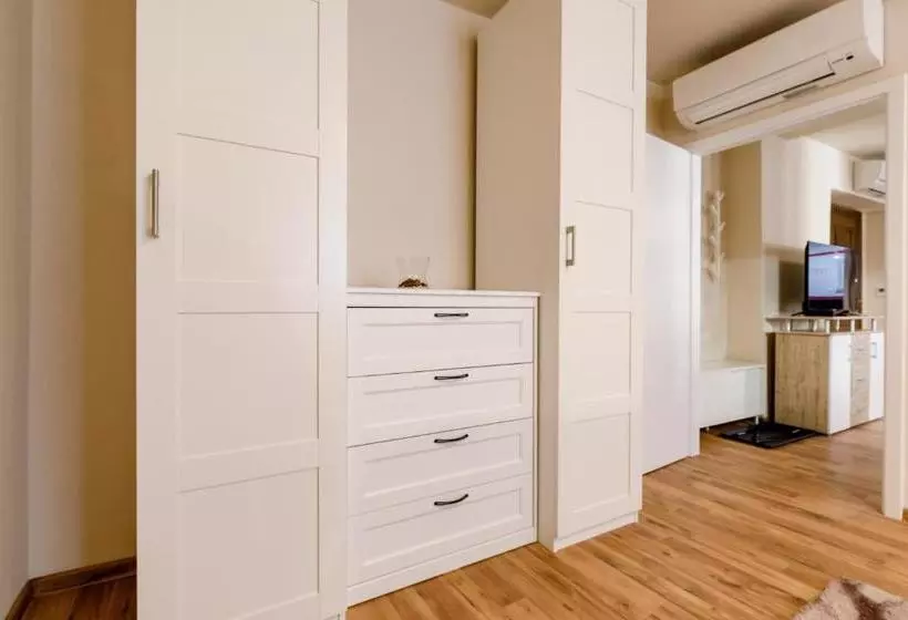 Apartments Menuet
