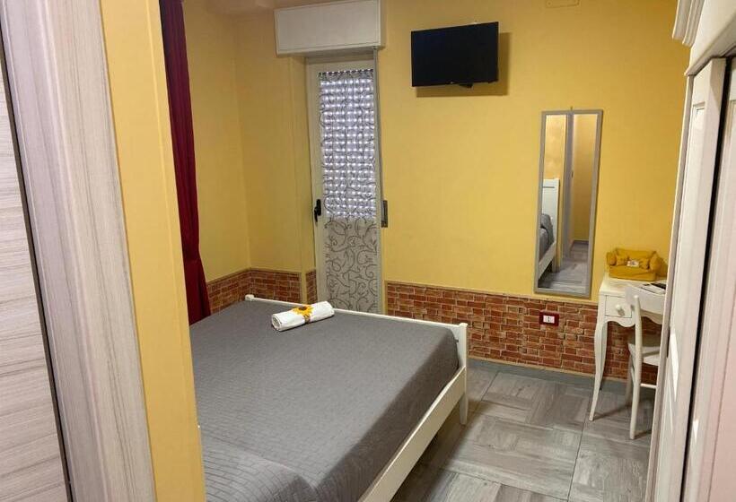 تختخواب و صبحانه Residenza Manfredi