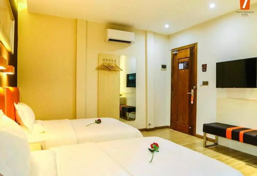 ホテル 7 Days Premium