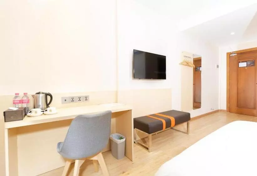 ホテル 7 Days Premium