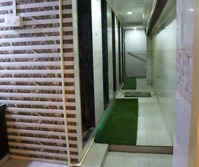 Hotel Alibaba Mumbai