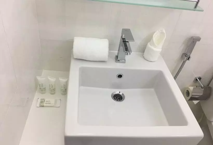 هتل House Clover Hana