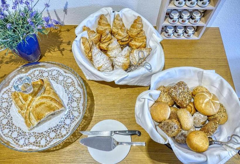 膳宿费 Villa Tell Rooms And Suites