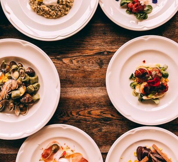 هاستل Locanda Sandi