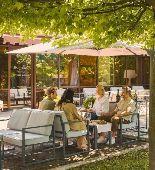 هاستل Locanda Sandi