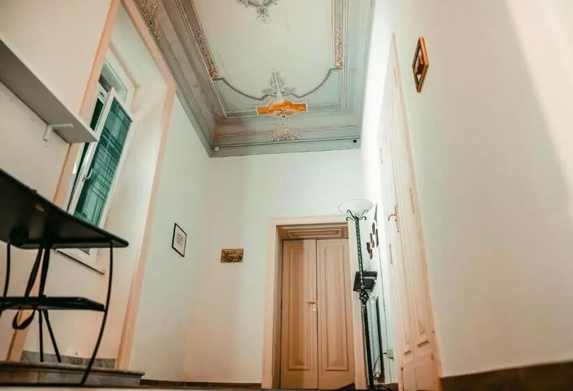 Aamiaismajoitus (B&B) Domus Antica