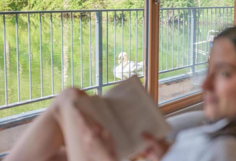 ホテル Lago Della Creta