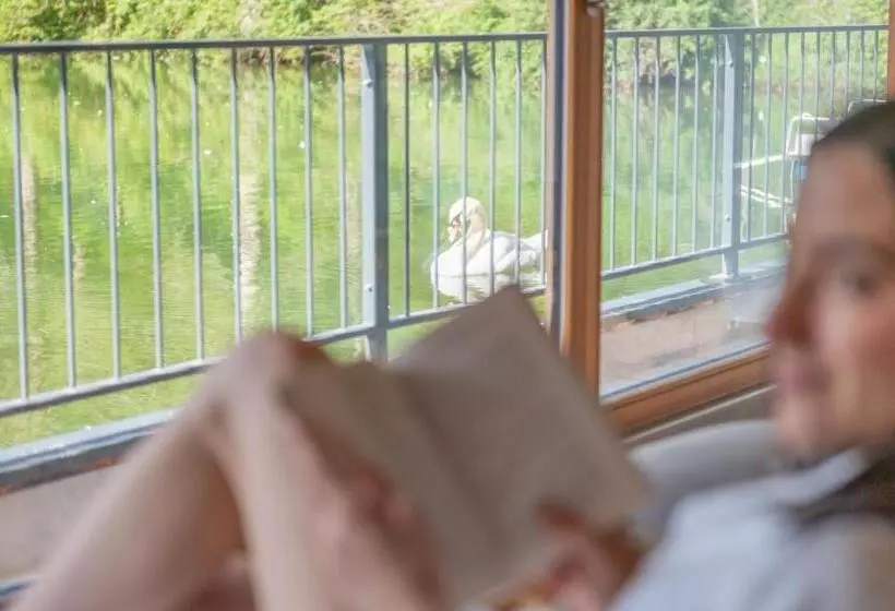 Hotelli Lago Della Creta