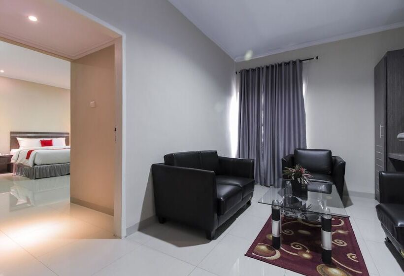 בית מלון כפרי Reddoorz Plus Syariah @ Jalan Sriwijaya Medan