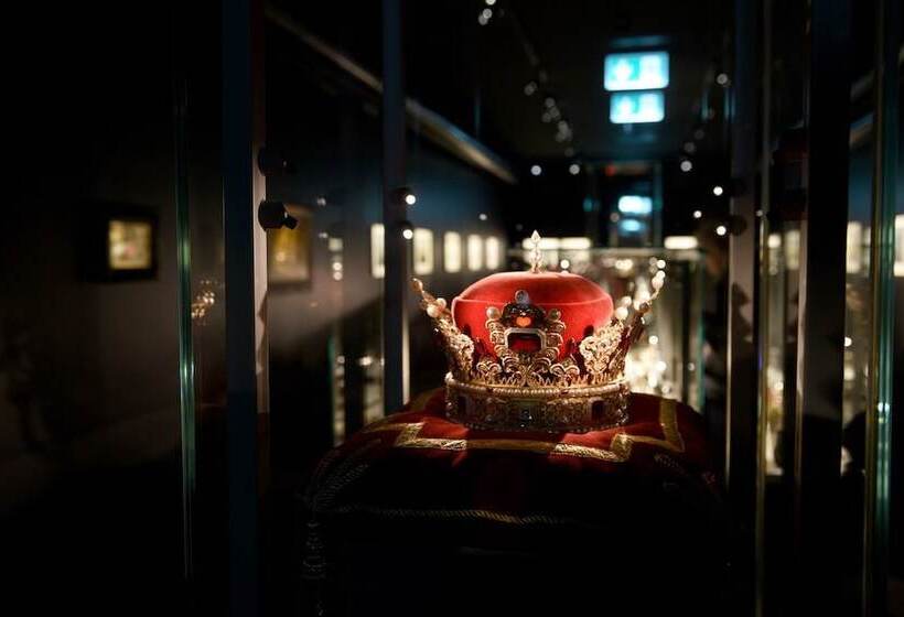 هتل Vaduzerhof By B Smart