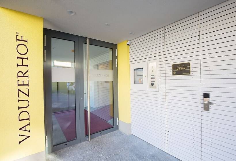 هتل Vaduzerhof By B Smart