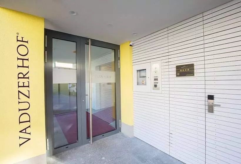 هتل Vaduzerhof By B Smart