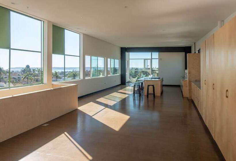 ホテル Abpopa Hillcrest