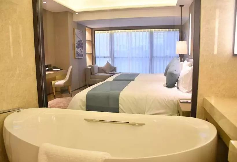 Hotelli Wyndham Grand Maoming