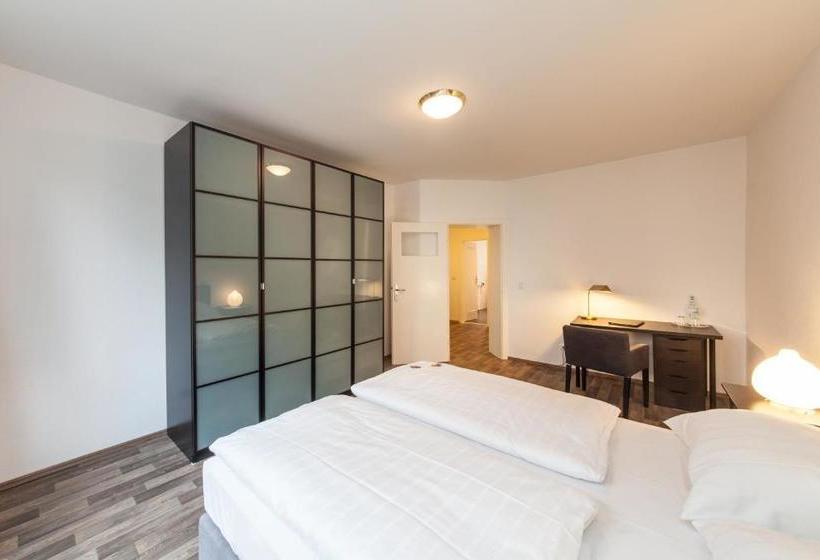 Novum Flora Apartments