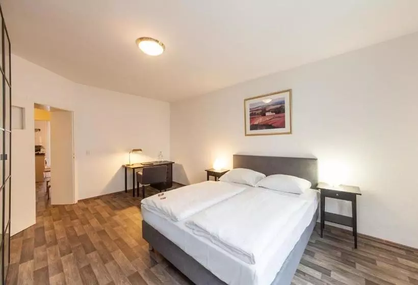 Novum  Flora Apartments