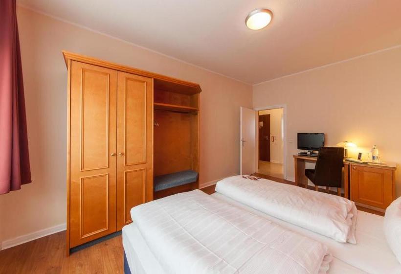 Novum Flora Apartments