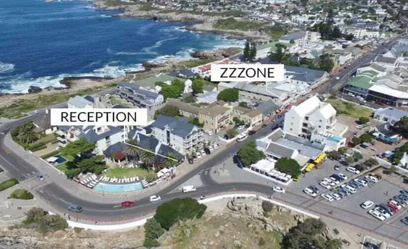 Zzzone Boutique Hostel